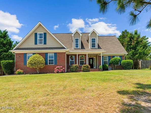 186 Woodshire Drive, Lillington, NC 27546
