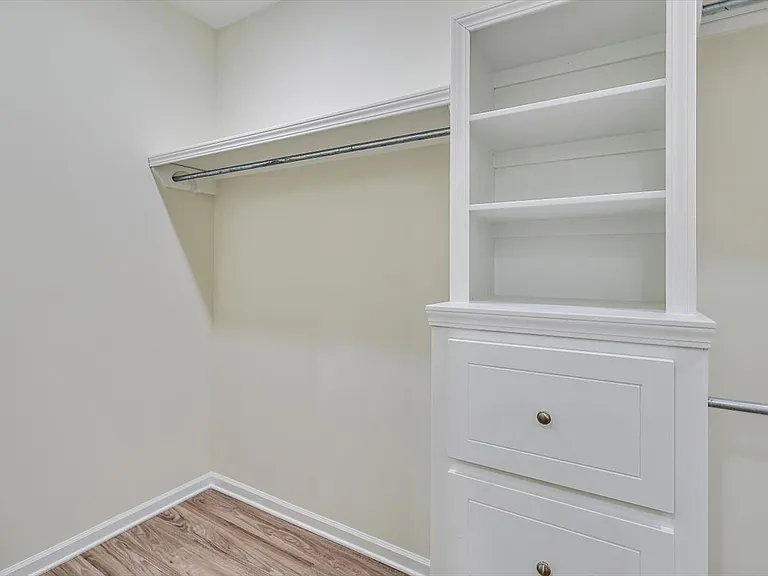 901 Gemstone Dr — Photo 22