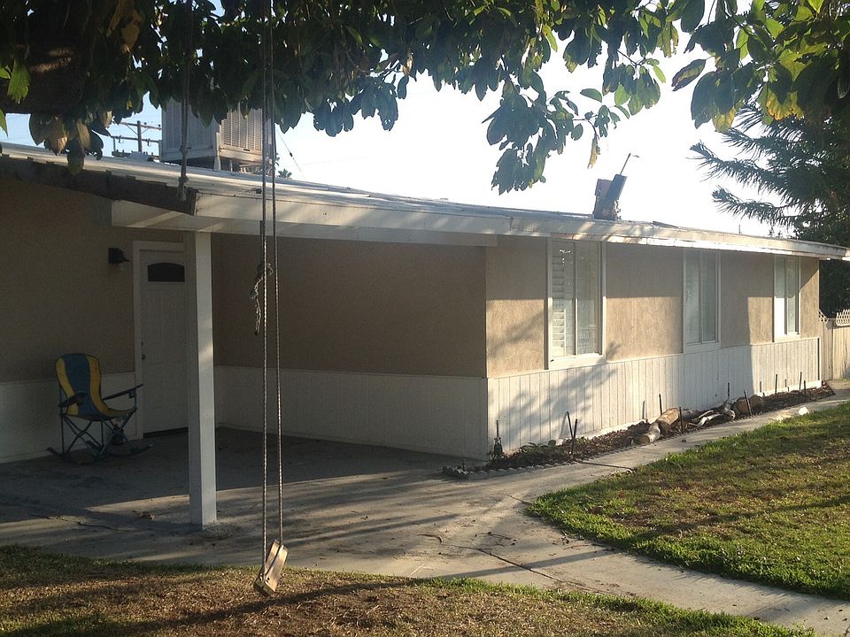 1st image of 922 E Lugonia Ave