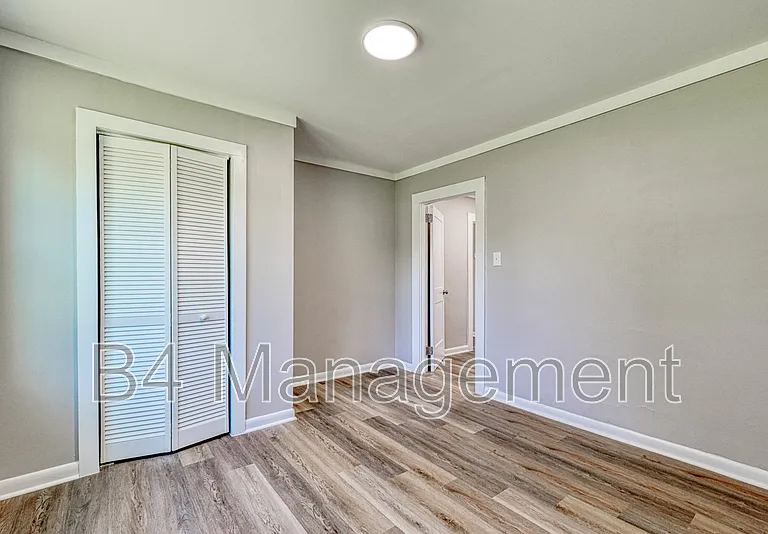 151 Church St — Photo 15