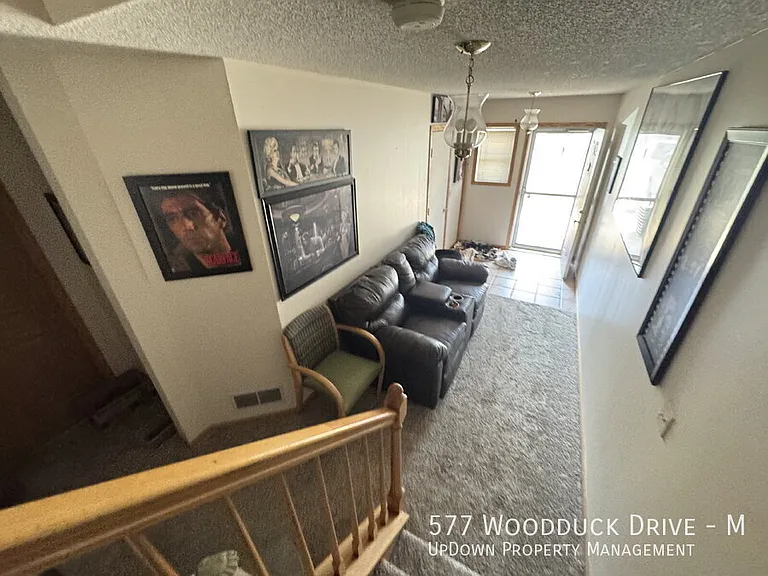 577 Woodduck Dr #M — Photo 2