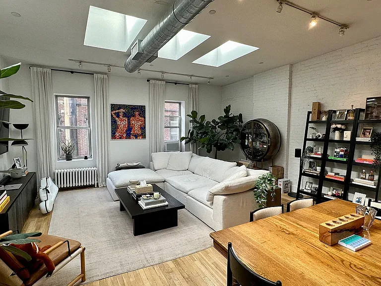 146 Duane St #5C — Photo 2