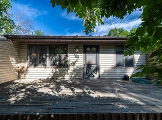 256 River Woods Ln, Burnsville, MN 55337