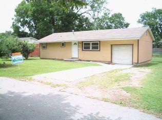 1014 Sherry St, Springdale, AR 72762