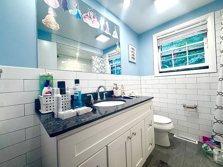 11 Tirrell Cres #11 — Photo 9