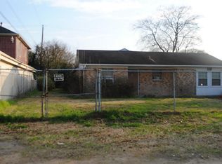 1110 Mooney Rd, Houston, TX 77037