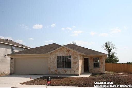 1st image of 225 ARMADILLO LANE