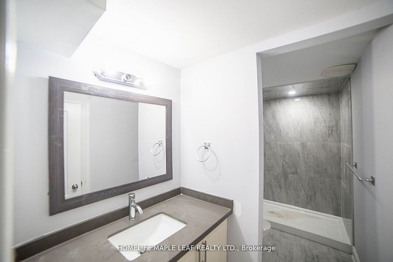 Brampton House for rent - 3 Bedrooms — photo 6