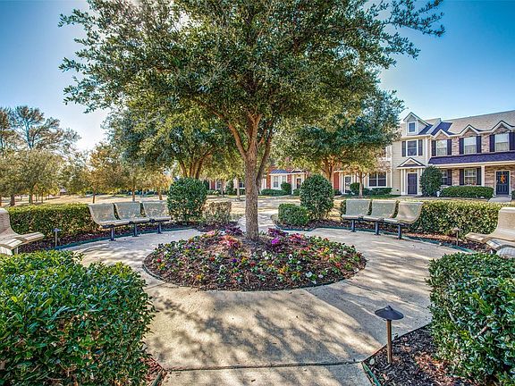 Private community park