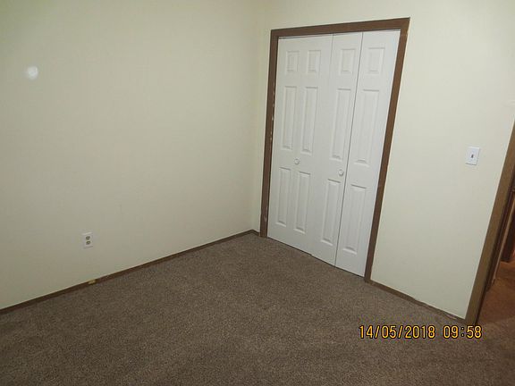 5th image of 2310 Lewis Ave