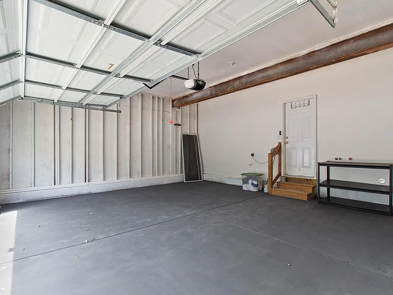 249 W Gilbert St — Photo 26