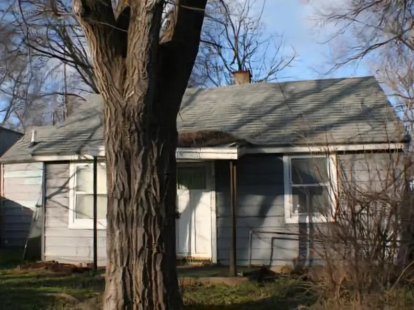 322 E Gregg Ave, Augusta, KS 67010
