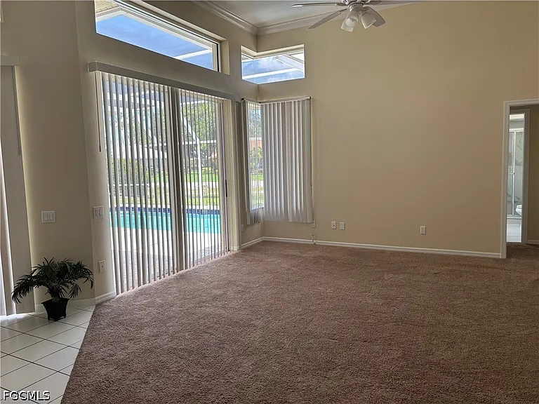 11761 Pinewood Lakes Dr — Photo 10