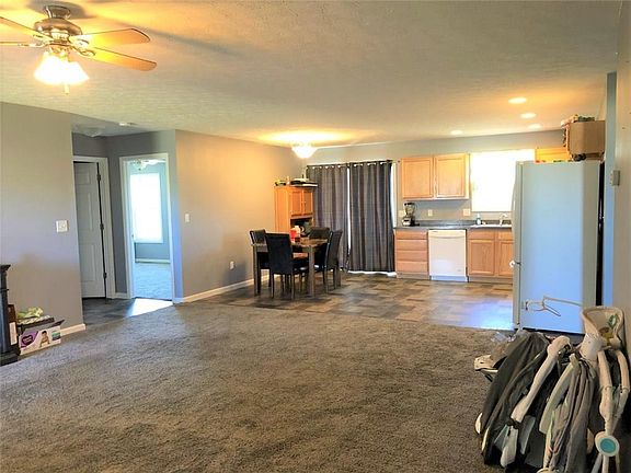 5th image of 1333 N Patriot Dr #105