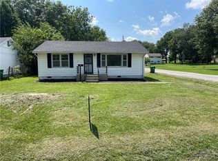 300 S High St, Butler, MO 64730