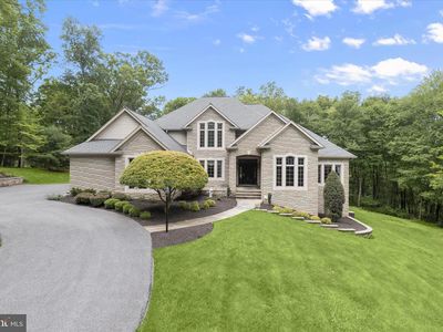 2400 Summer Field Dr, Finksburg, MD 21048