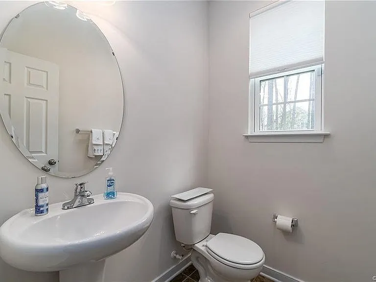 4007 Island Park Ct — Photo 17