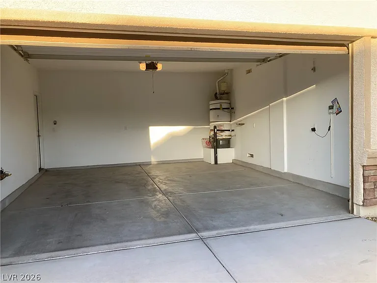3432 Butterfly Bush St — Photo 2