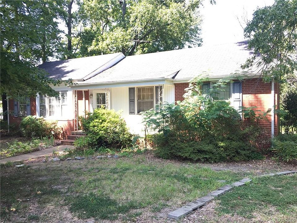 1st image of 1800 Briardale Ln