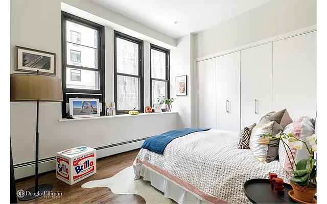 Sold by Douglas Elliman | media 17