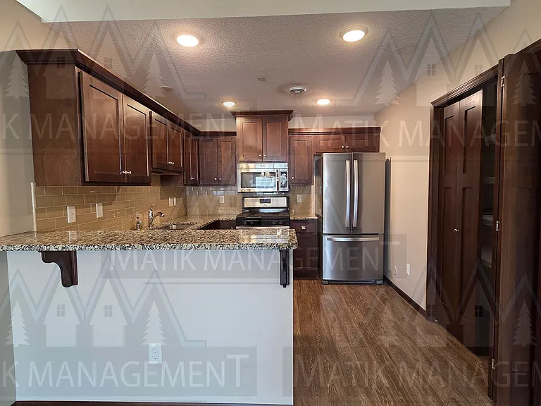 2581 Hawk Ridge Ct SE — Photo 26