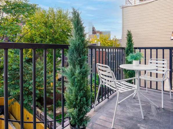 19 North Henry Street image 5 of 28