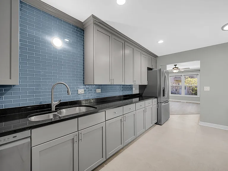 1020 Brunswick Hbr #5001 — Photo 9