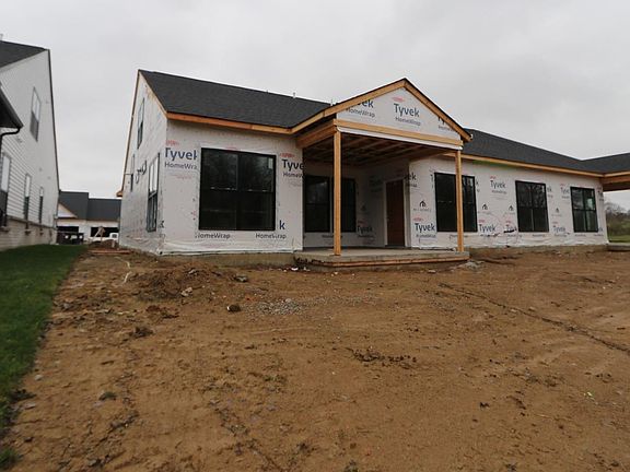 3rd image of 5705 White Pine Ln #9580