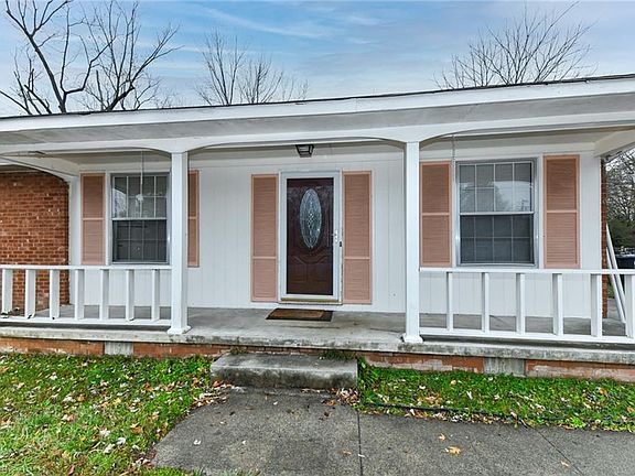 4th image of 3010 Paddington St