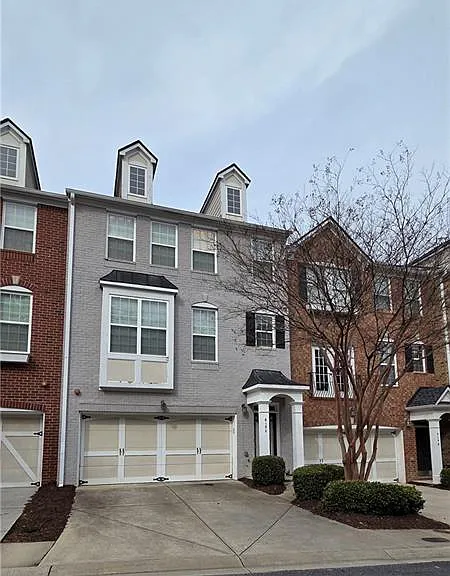 6150 Indian Wood Cir SE — Photo 1
