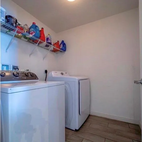 999 SW 1st Ave #2105 — Photo 7