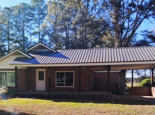 6588 Old Hillsboro Rd, Forest, MS 39074