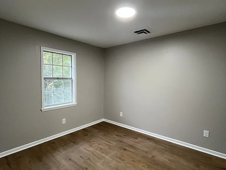 254 Lake Dr #6 — Photo 9