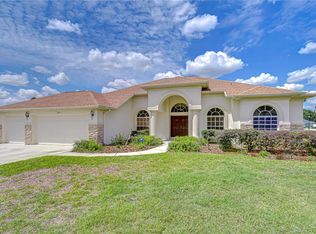 2833 Mossy Timber Trl, Valrico, FL 33596