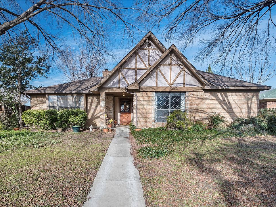 1st image of 612 Phillips Dr