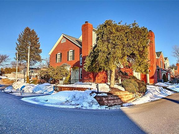 2nd image of 626 Smithfield Rd APT 1006