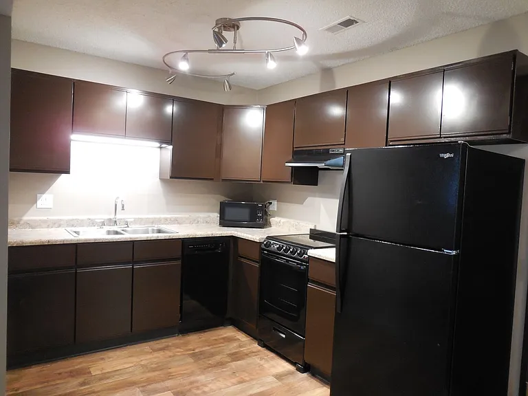 cpa - College Park Apartments — Photo 203
