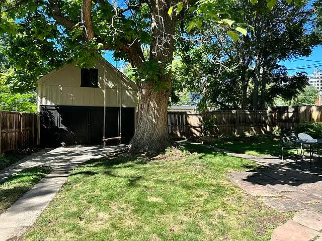 1631 N Race St #6 — Photo 3