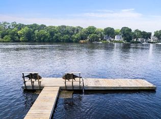 344 Main St, Groveland, MA 01834