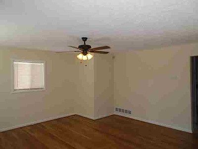 4th image of 934 Longleaf Dr