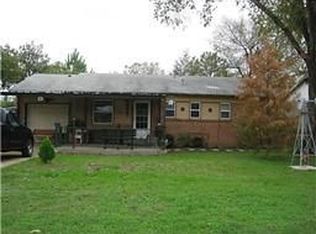 301 Ridgecrest Dr, Euless, TX 76040