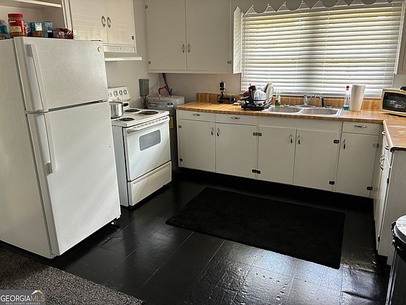 4th image of 317 Peachtree Cir