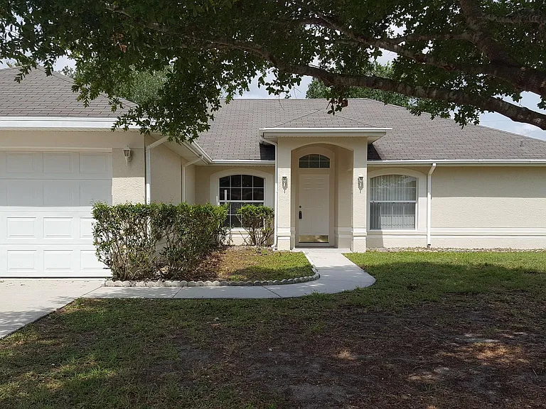 154 Bamboo Ave SE — Photo 13