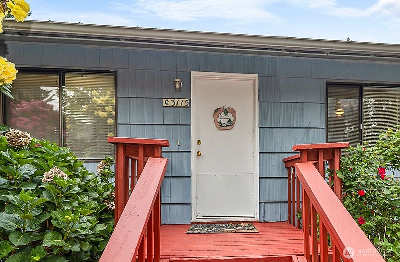 2nd image of 3115 170th Street SW