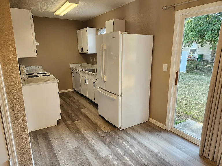 1312 Blue Heron Ln — Photo 7