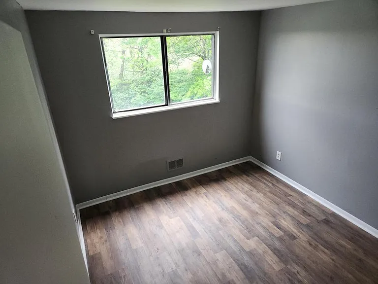 325 Palma St — Photo 9
