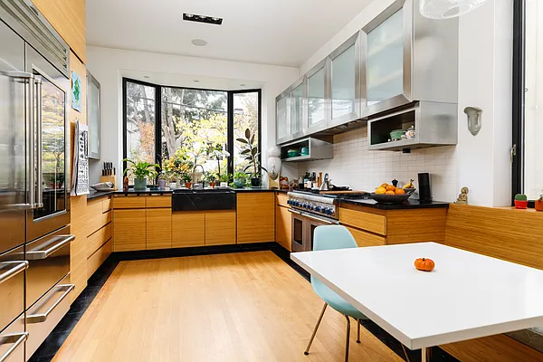 Sold by Brown Harris Stevens | media 6