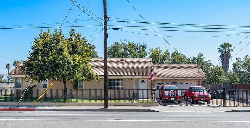 1st image of 315 W 9th St