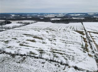 Snoddy Rd, Lakeville, OH 44638