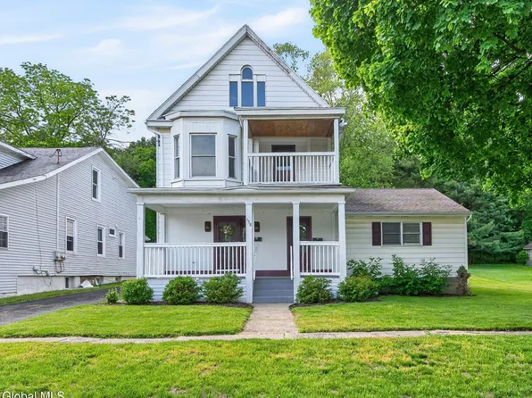 138 Davis Avenue, Waterford, NY 12188